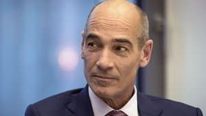 Sur la  piste du titre pourri